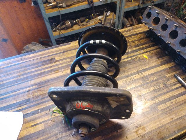 bontott FIAT SCUDO Bal első Gólyaláb (Lengécsillapító, Rugó)