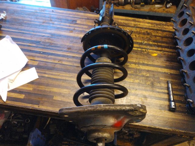 bontott FIAT SCUDO Bal első Gólyaláb (Lengécsillapító, Rugó)