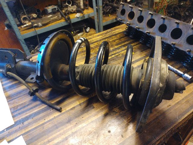 bontott FIAT SCUDO Jobb első Gólyaláb (Lengécsillapító, Rugó)