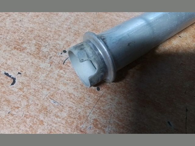 bontott FIAT SCUDO Fűtőradiátor Vízcső Alsó