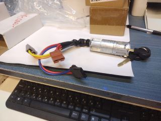 bontott FIAT SCUDO Gyújtáskapcsoló Házzal