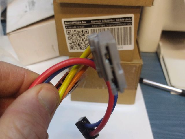 bontott FIAT SCUDO Gyújtáskapcsoló Házzal