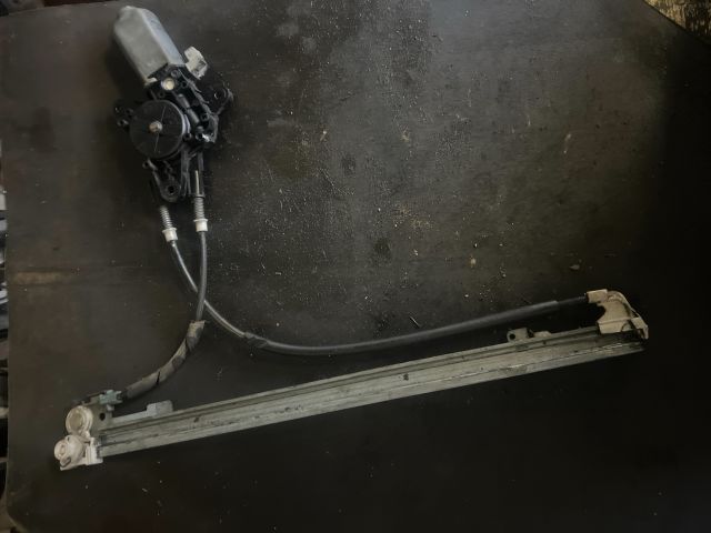 bontott FIAT SCUDO Bal első Ablakemelő Szerkezet (Elektromos)