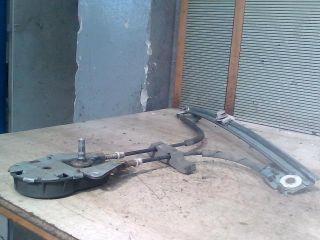 bontott FIAT SCUDO Bal első Ablakemelő Szerkezet (Mechanikus)