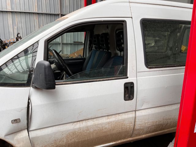 bontott FIAT SCUDO Bal első Külső Kilincs