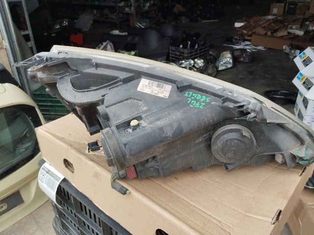 bontott FIAT SCUDO Bal Fényszóró