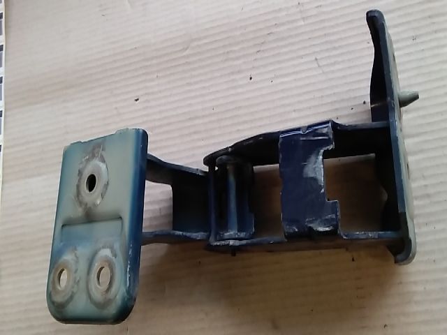 bontott FIAT SCUDO Bal hátsó Alsó Zsanér