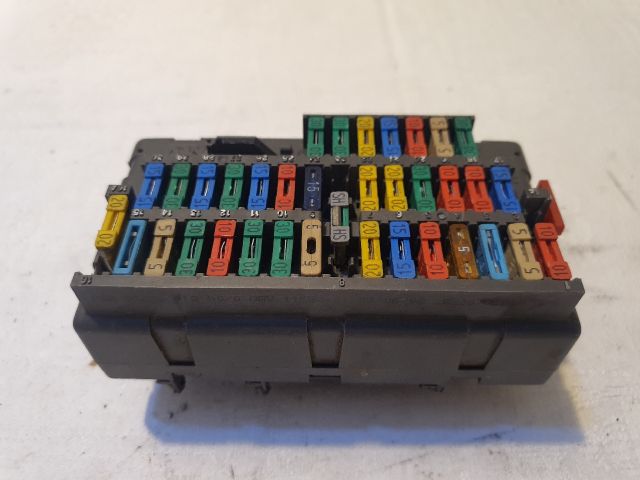 bontott FIAT SCUDO Biztosítéktábla Utastér