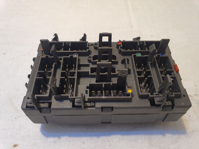 bontott FIAT SCUDO Biztosítéktábla Utastér