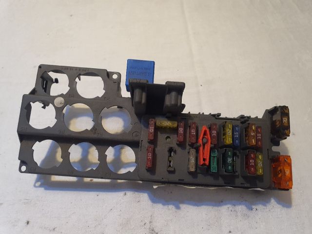 bontott FIAT SCUDO Biztosítéktábla Utastér