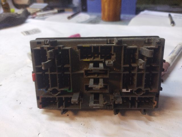 bontott FIAT SCUDO Biztosítéktábla Utastér