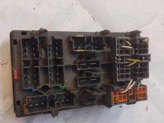 bontott FIAT SCUDO Biztosítéktábla Utastér