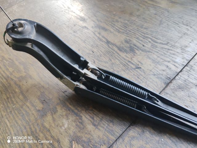 bontott FIAT SCUDO Első Ablaktörlő Kar