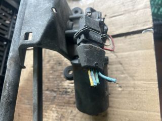 bontott FIAT SCUDO Első Ablaktörlő Szerkezet Motorral