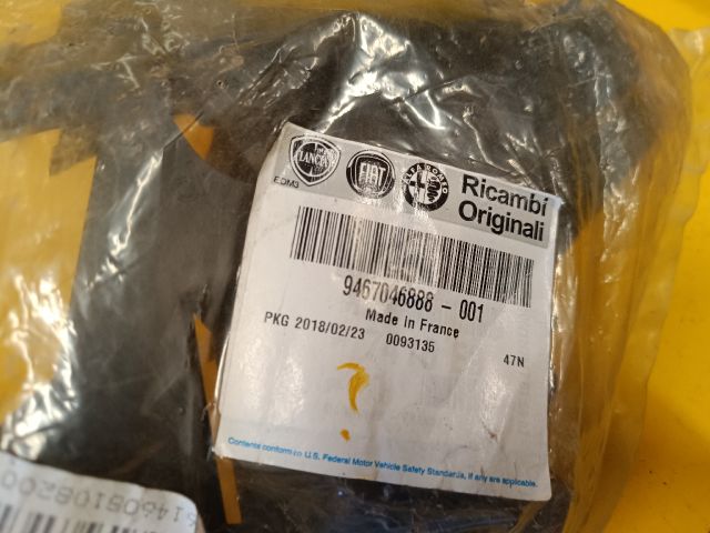 bontott FIAT SCUDO Első Lökhárító Tartó Felső