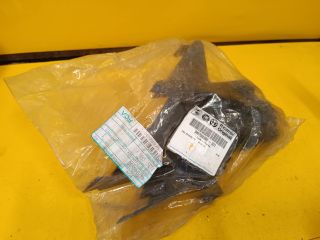 bontott FIAT SCUDO Első Lökhárító Tartó Felső