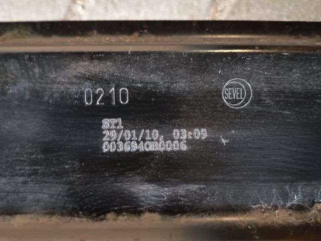 bontott FIAT SCUDO Hátsó Lökhárító Merevítő (Fém)