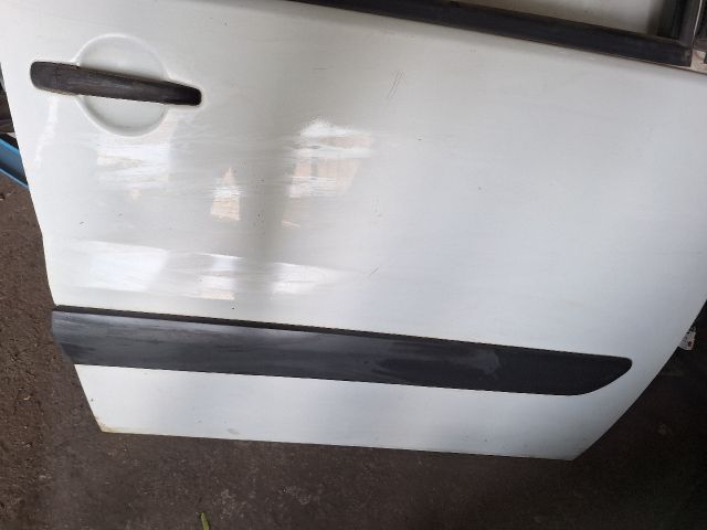 bontott FIAT SCUDO Jobb első Ajtó (Részeivel)