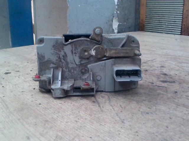 bontott FIAT SCUDO Jobb első Ajtózár