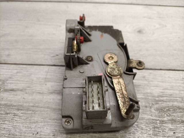 bontott FIAT SCUDO Jobb első Ajtózár