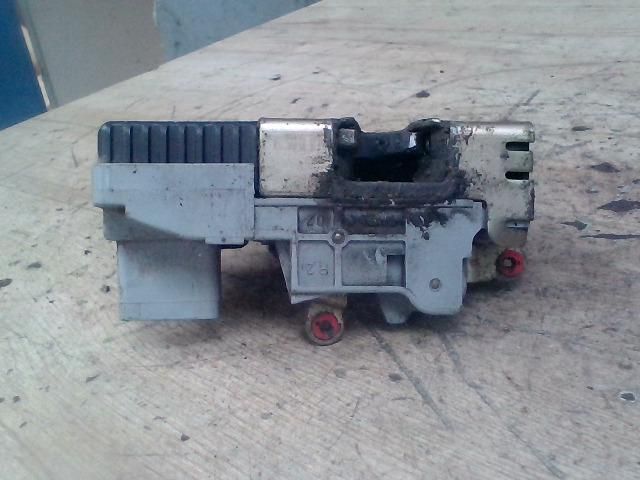 bontott FIAT SCUDO Jobb első Ajtózár