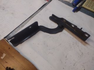 bontott FIAT SCUDO Motorháztető Jobb Zsanér