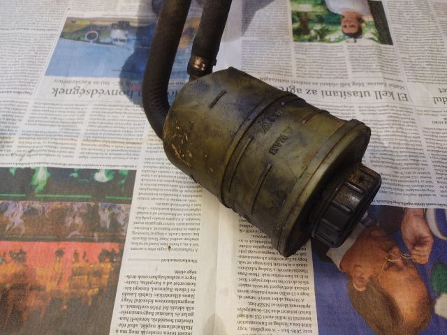 bontott FIAT SCUDO Szervóolaj Tartály