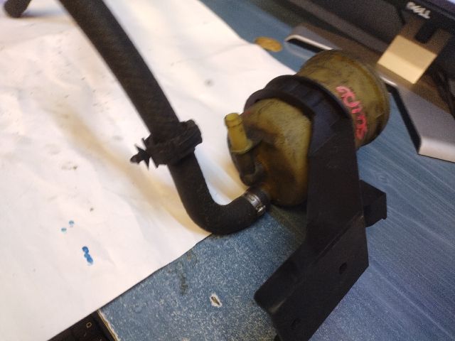 bontott FIAT SCUDO Szervóolaj Tartály