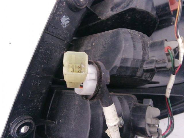 bontott FIAT SEDICI Bal Hátsó Lámpa