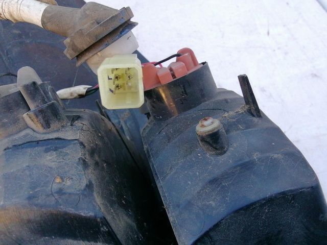 bontott FIAT SEDICI Bal Hátsó Lámpa