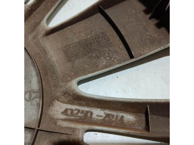 bontott FIAT SEDICI Dísztárcsa (1 db)