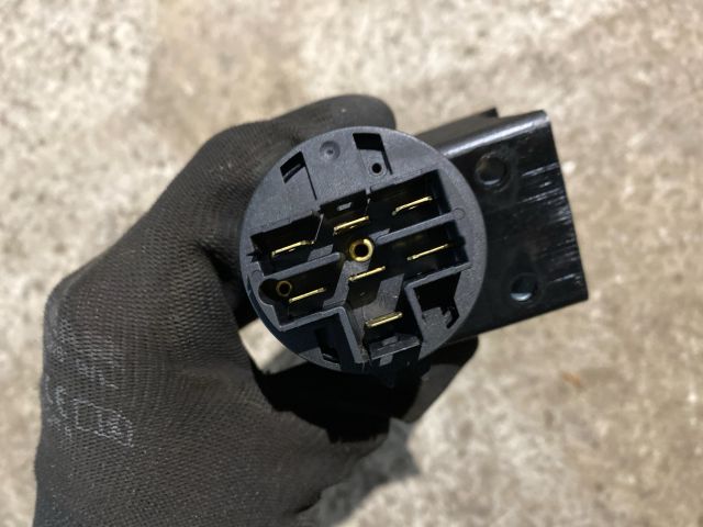 bontott FIAT SEICENTO Gyújtáskapcsoló