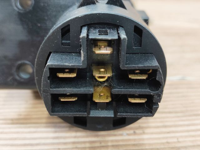 bontott FIAT SEICENTO Gyújtáskapcsoló