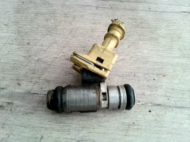 bontott FIAT SEICENTO Porlasztó (1 db)