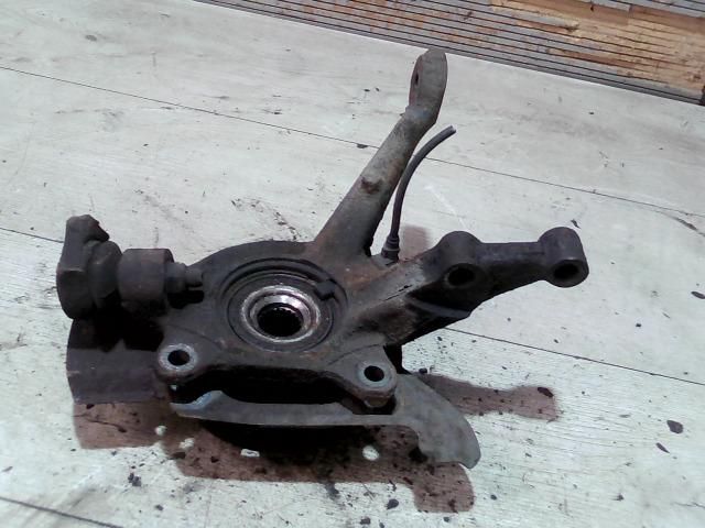 bontott FIAT SEICENTO Bal első Csonkállvány Kerékaggyal