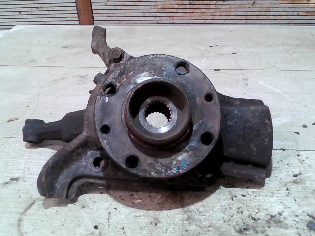 bontott FIAT SEICENTO Bal első Csonkállvány Kerékaggyal