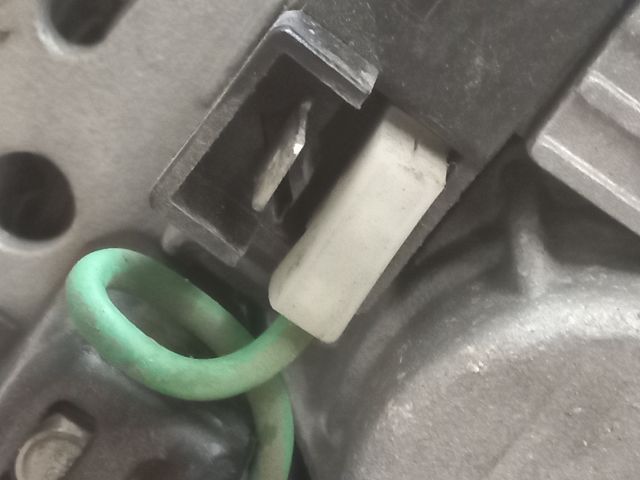 bontott FIAT SEICENTO Generátor