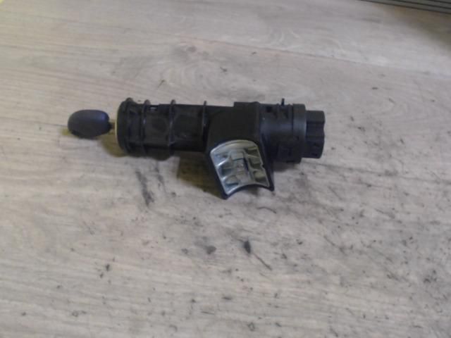 bontott FIAT SEICENTO Gyújtáskapcsoló Házzal