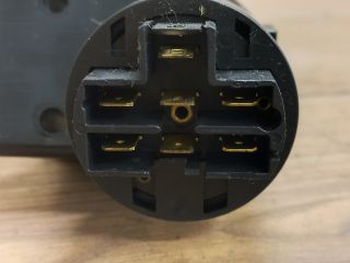 bontott FIAT SEICENTO Gyújtáskapcsoló Házzal