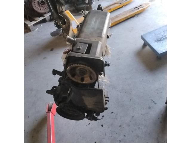 bontott FIAT SEICENTO Motor (Fűzött blokk hengerfejjel)