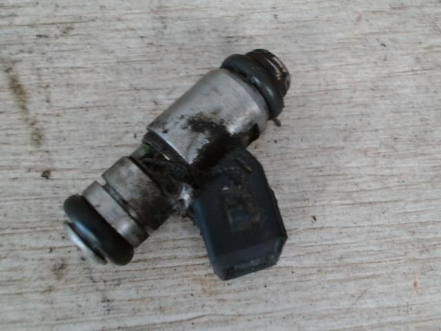 bontott FIAT SEICENTO Porlasztó (1 db)