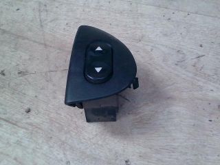 bontott FIAT SEICENTO Bal első Ablakemelő Kapcsoló