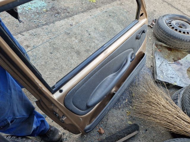 bontott FIAT SEICENTO Bal első Ajtó (Részeivel)