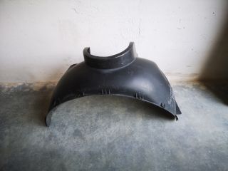 bontott FIAT SEICENTO Bal első Dobbetét (Kerékjárati, Műanyag)