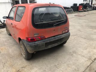 bontott FIAT SEICENTO Csomagtérajtó (Részeivel)