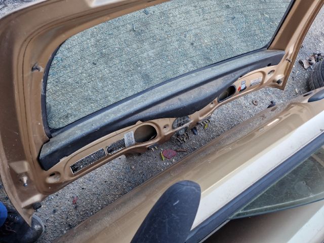 bontott FIAT SEICENTO Csomagtérajtó (Részeivel)