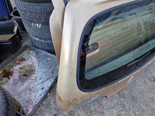 bontott FIAT SEICENTO Csomagtérajtó (Részeivel)