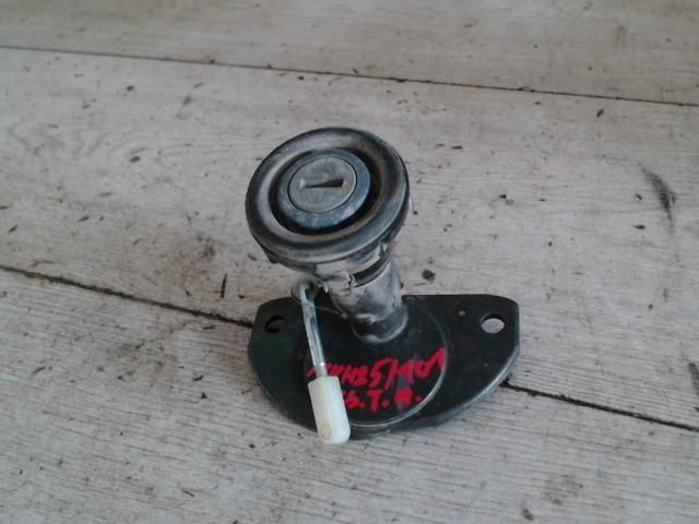 bontott FIAT SEICENTO Csomagtérajtó Zárbetét