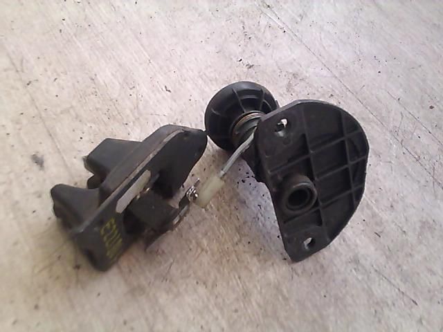 bontott FIAT SEICENTO Csomagtérajtó Zárszerkezet