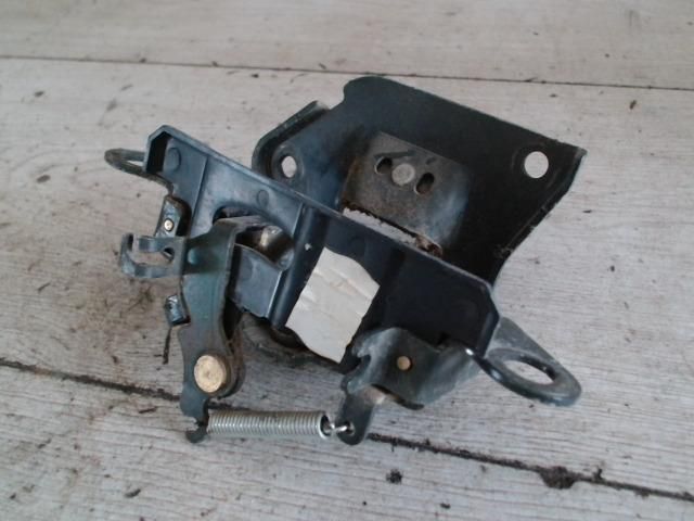 bontott FIAT SEICENTO Csomagtérajtó Zárszerkezet